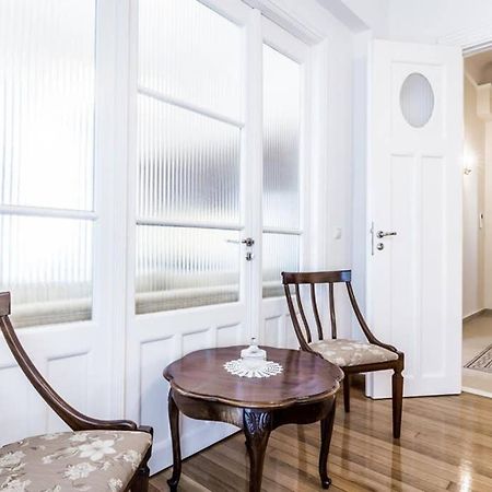 Neoclassical Apartment With 3 Bedrooms In Piraeus Pireu Exterior foto