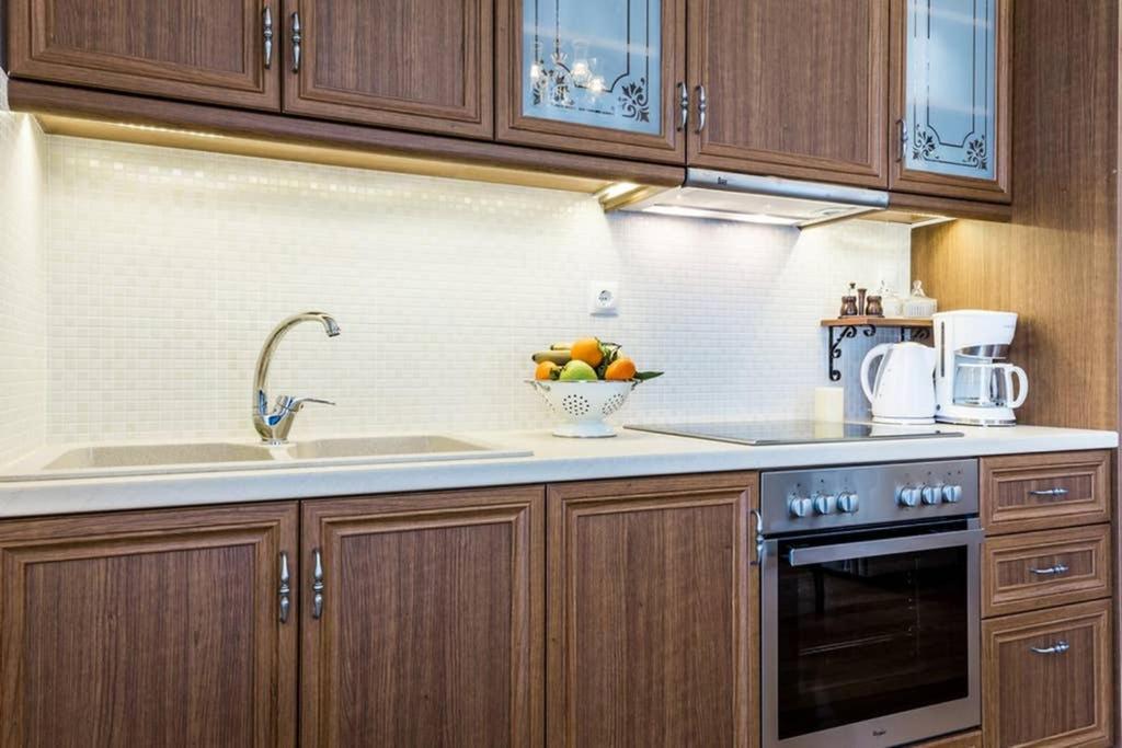 Neoclassical Apartment With 3 Bedrooms In Piraeus Pireu Exterior foto