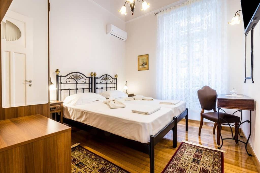 Neoclassical Apartment With 3 Bedrooms In Piraeus Pireu Exterior foto