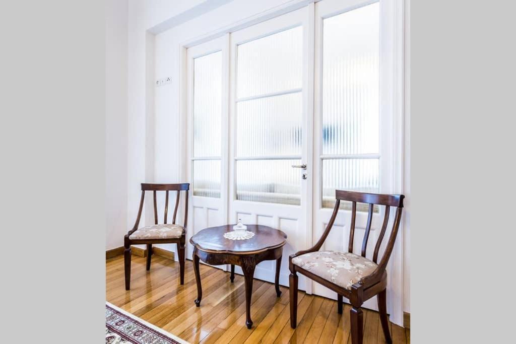Neoclassical Apartment With 3 Bedrooms In Piraeus Pireu Exterior foto