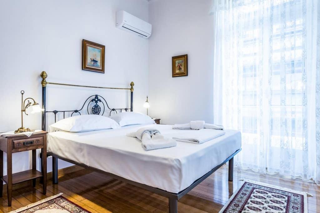 Neoclassical Apartment With 3 Bedrooms In Piraeus Pireu Exterior foto