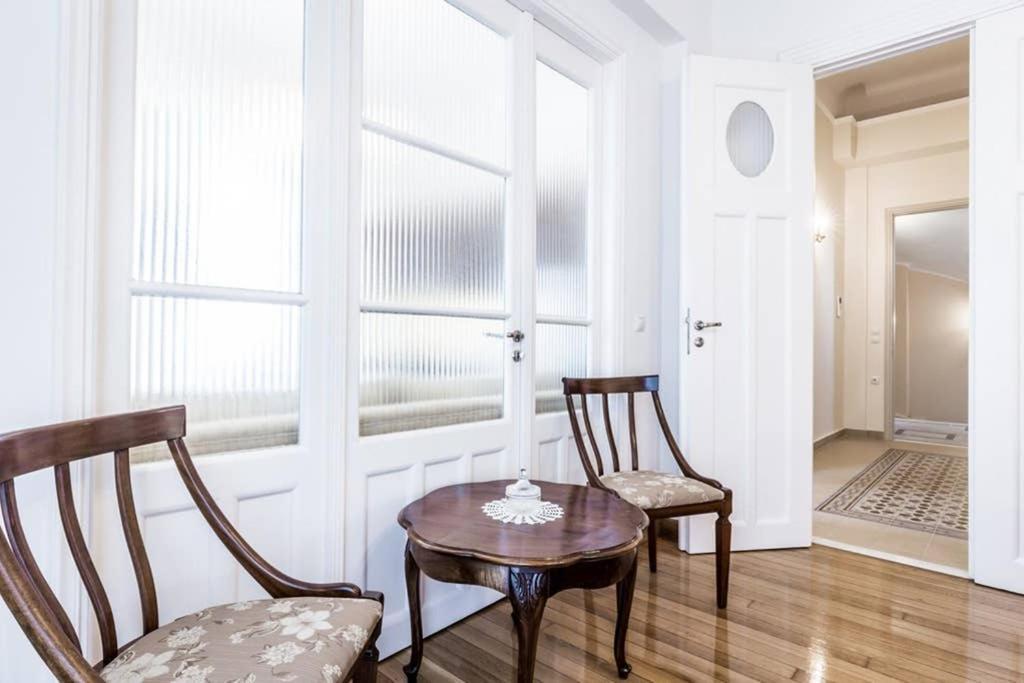 Neoclassical Apartment With 3 Bedrooms In Piraeus Pireu Exterior foto